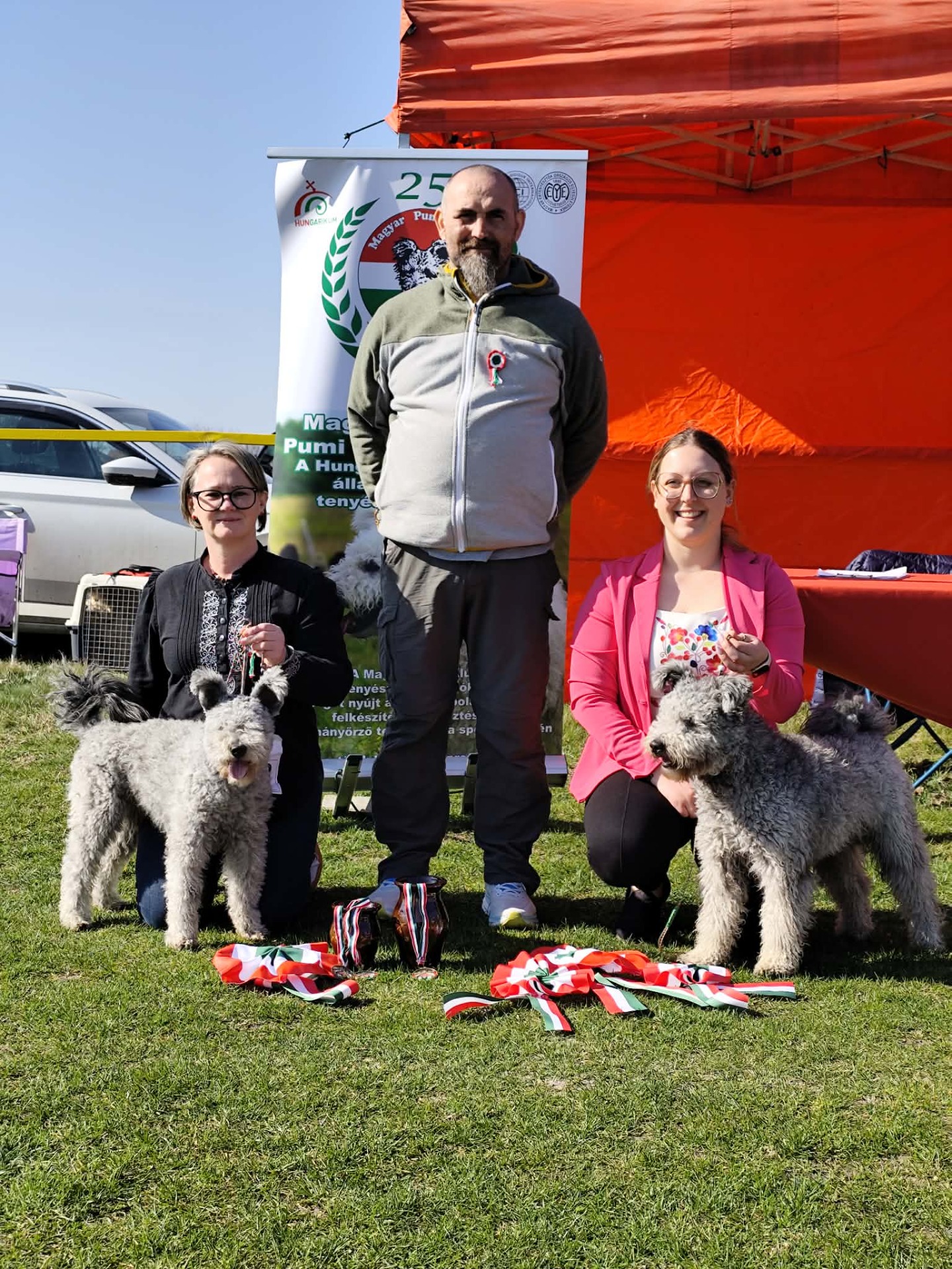 Balról jobbra: Emese Álma Dalos ResBis és Emese Álma Ete BIS